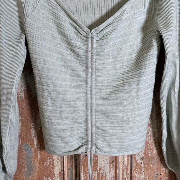 It’s Our Time Sweater Green Medium Adjustable Crop Soft - Picture 2 of 7